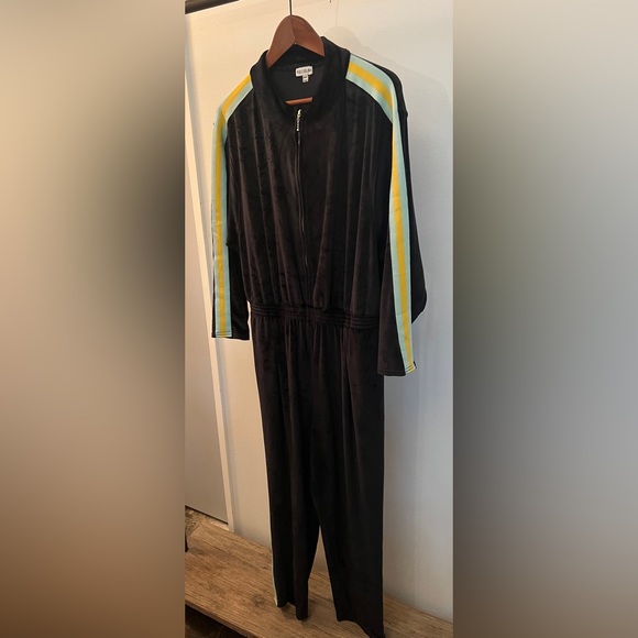 KILO BRAVA Black Velour Jumpsuit w/Stripes Down Sleeves & Legs sz. XXXL - Picture 2 of 9